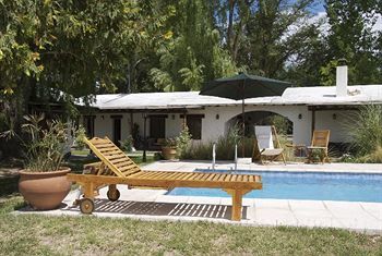 Hotel Jardin De Piedras